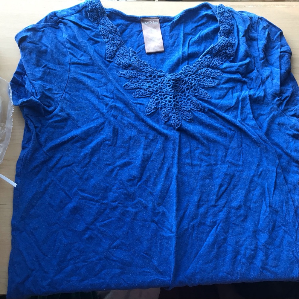 10/$15 White Stag Top
